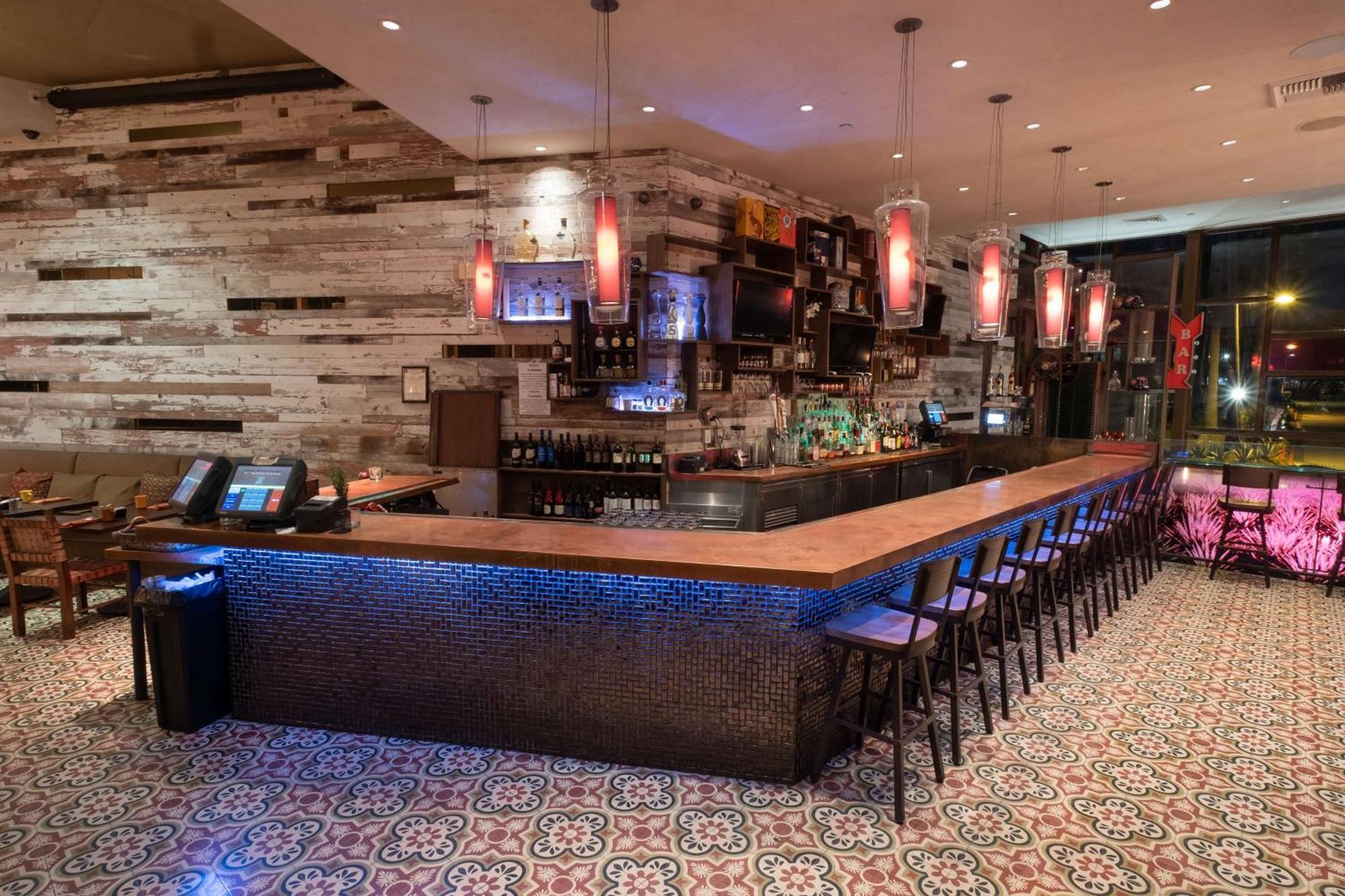 Hotel Maya - A Doubletree By Hilton Hotel Long Beach Exterior foto