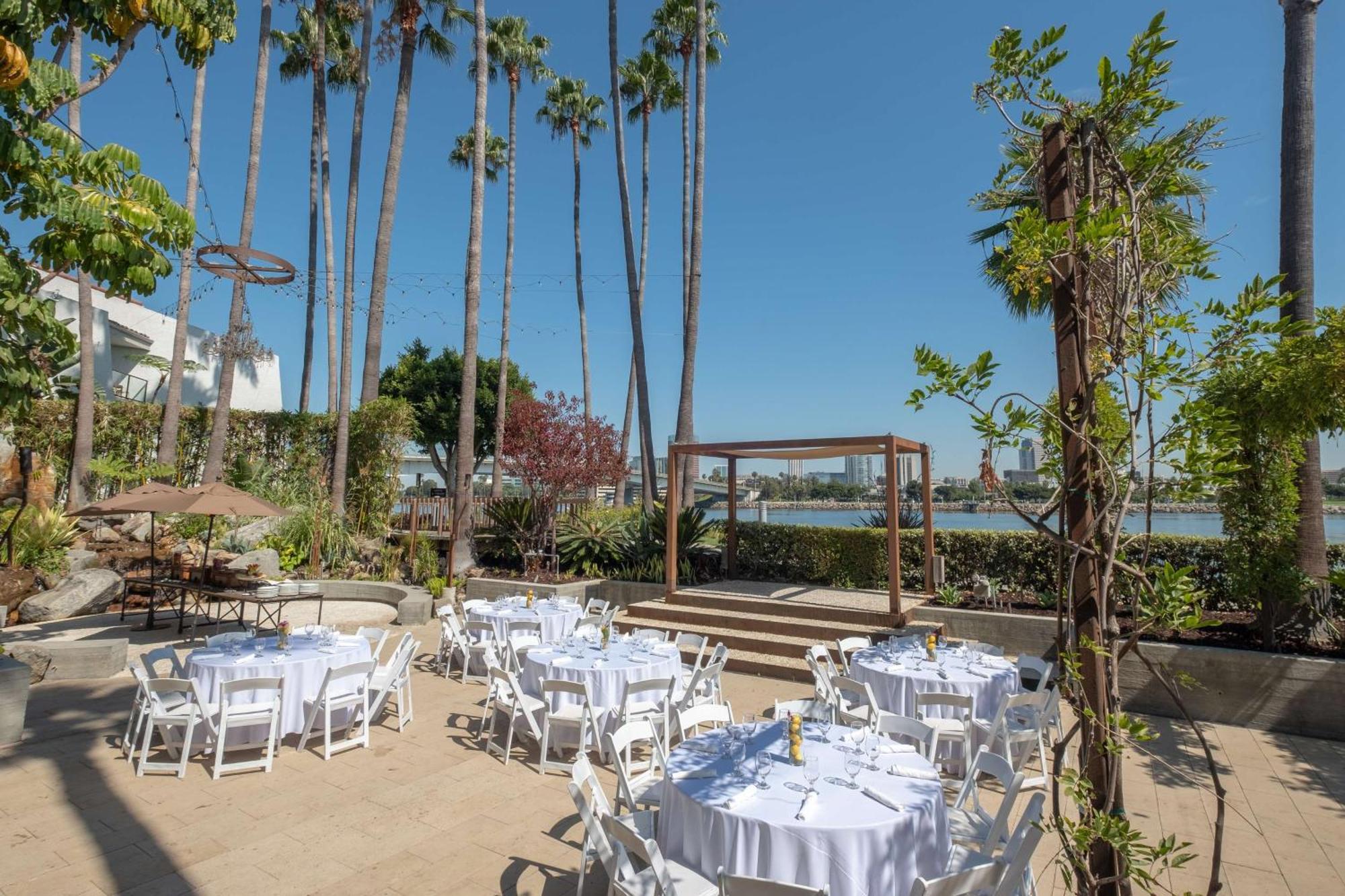Hotel Maya - A Doubletree By Hilton Hotel Long Beach Exterior foto